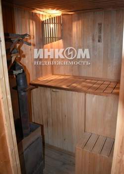 Дом 60м&sup2;, 2-этажный, участок 6 сот.  