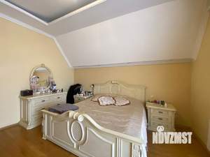 Коттедж 513м², 3-этажный, участок 10 сот.  