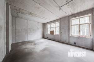 Таунхаус 290м², 3-этажный, участок 10 сот.  