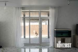 Дом 224м², 2-этажный, участок 11 сот.  