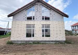 Дом 180м², 2-этажный, участок 6 сот.  