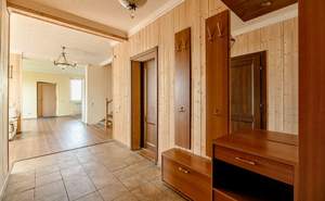 Дом 301м², 3-этажный, участок 4 сот.  