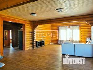 Коттедж 280м², 2-этажный, участок 10 сот.  