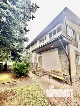 Коттедж 373м², 2-этажный, участок 16 сот.  