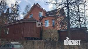 Дом 368м², 2-этажный, участок 15 сот.  