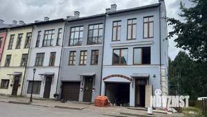 Таунхаус 150м&sup2;, 3-этажный, участок 2 сот.  