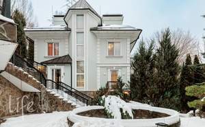 Дом 500м², 2-этажный, участок 14 сот.  