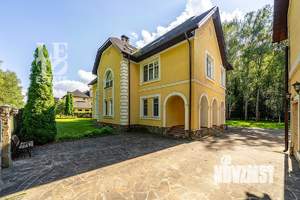 Дом 700м², 3-этажный, участок 34 сот.  