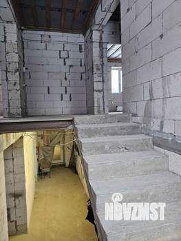 Дом 395м², 2-этажный, участок 15 сот.  