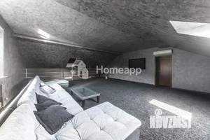 Дом 525м², 3-этажный, участок 9 сот.  