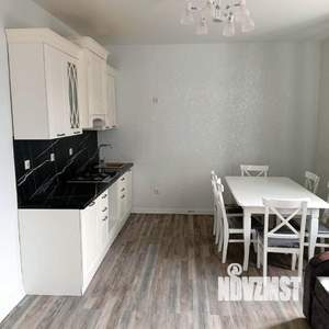 Дом 140м², 2-этажный, участок 6 сот.  