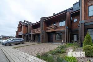 Таунхаус 166м&sup2;, 3-этажный, участок 2 сот.  