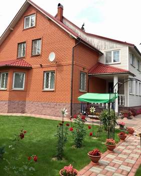 Дом 426м², 3-этажный, участок 9 сот.  