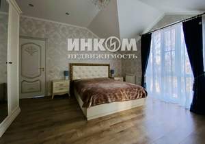 Дом 244м², 3-этажный, участок 6 сот.  