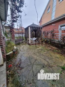 Таунхаус 140м², 2-этажный, участок 2 сот.  