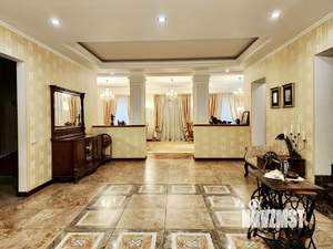 Коттедж 699м&sup2;, 3-этажный, участок 29 сот.  