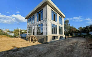 Дом 316м², 3-этажный, участок 7 сот.  