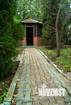 Дом 300м², 3-этажный, участок 12 сот.  