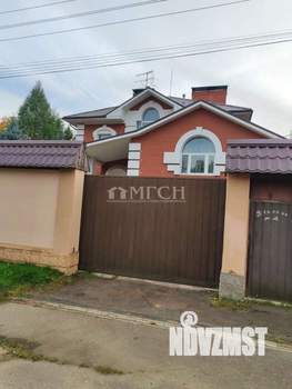 Коттедж 451м², 3-этажный, участок 28 сот.  