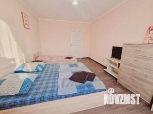 1-к квартира, посуточно, 42м2, 1/1 этаж