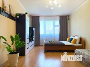 1-к квартира, посуточно, 50м2, 1/1 этаж