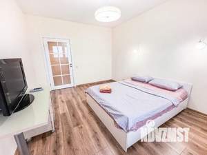 1-к квартира, посуточно, 55м2, 1/1 этаж