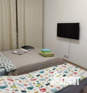 1-к квартира, посуточно, 35м2, 2/17 этаж