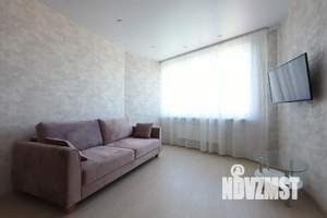 1-к квартира, посуточно, 60м2, 1/1 этаж