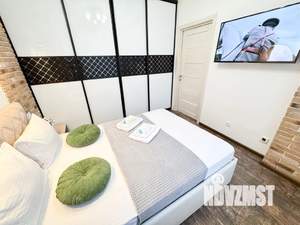 1-к квартира, посуточно, 45м2, 5/25 этаж