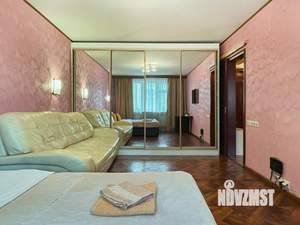 1-к квартира, посуточно, 50м2, 1/1 этаж