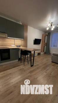 1-к квартира, посуточно, 38м2, 17/17 этаж