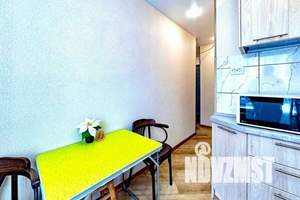 2-к квартира, посуточно, 40м2, 2/5 этаж