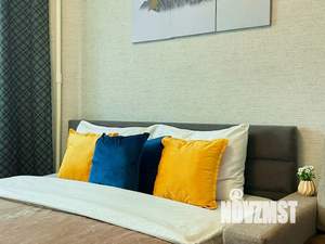 1-к квартира, посуточно, 45м2, 1/1 этаж