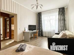 1-к квартира, посуточно, 45м2, 3/5 этаж