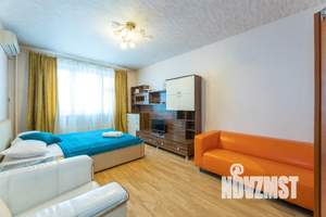 1-к квартира, посуточно, 42м2, 16/22 этаж