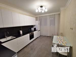 1-к квартира, посуточно, 39м2, 16/23 этаж