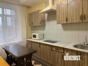 1-к квартира, посуточно, 40м2, 2/10 этаж