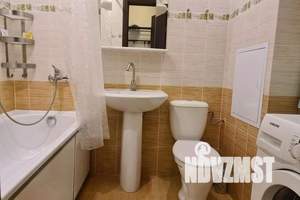 1-к квартира, посуточно, 30м2, 4/25 этаж