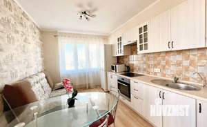 1-к квартира, посуточно, 50м2, 1/1 этаж