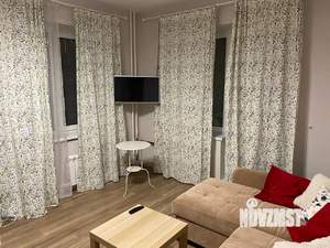 1-к квартира, посуточно, 37м2, 6/7 этаж