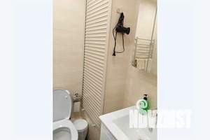1-к квартира, посуточно, 32м2, 4/25 этаж
