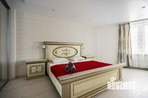 2-к квартира, посуточно, 67м2, 1/1 этаж