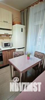 1-к квартира, посуточно, 33м2, 3/8 этаж