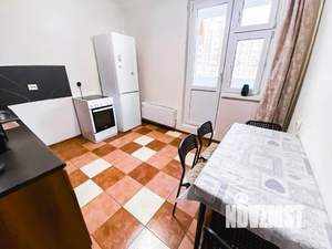 1-к квартира, посуточно, 64м2, 1/1 этаж