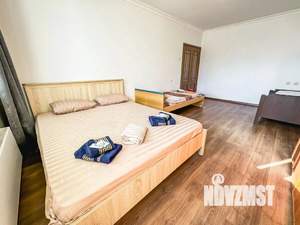 1-к квартира, посуточно, 64м2, 1/1 этаж