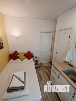 Студия квартира, посуточно, 12м2, 2/9 этаж