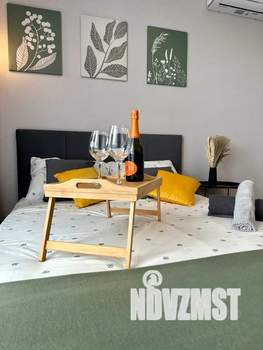 Студия квартира, посуточно, 23м2, 10/17 этаж