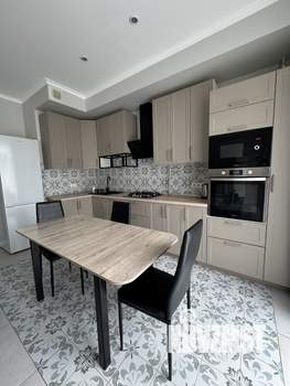 3-к квартира, на длительный срок, 93м2, 3/4 этаж