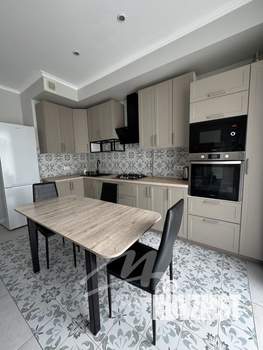 3-к квартира, на длительный срок, 93м2, 3/4 этаж