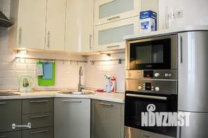 2-к квартира, посуточно, 60м2, 16/25 этаж